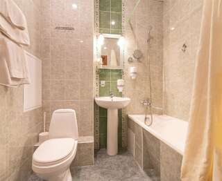 Гостиница Мартон ВДНХ Москва Стандартный двухместный номер с 1 кроватью или 2 отдельными кроватями-3